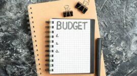 Absorption costing merupakan istilah untuk menyebutkan biaya penyerapan dalam suatu proses penentuan harga produk