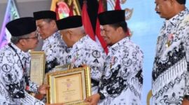 Semua Guru Sertifikasi Harus Bersiap Mulai Bulan Agustus 2023 Cek Alasannya