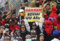 Revisi UU ASN Apakah Menguntungkan untuk Tenaga Honorer