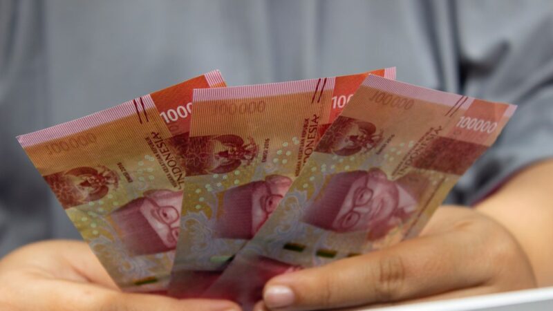 10 Daerah yang Sudah Terima Tunjangan Sertifikasi Guru Triwulan 4
