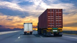 Memahami Perbedaan Pengiriman Cargo dan Ekspedisi