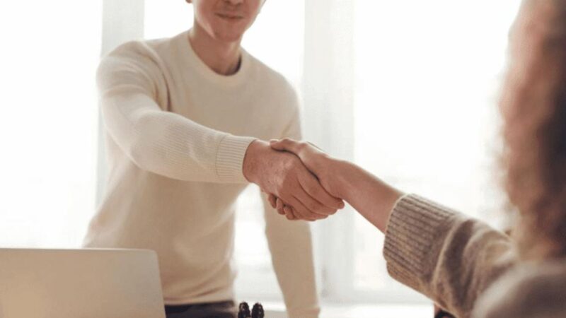 4 Tips Membangun Kepercayaan Konsumen untuk Perkembangan Bisnis