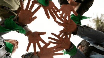 Contoh Teks Eksplanasi Fenomena Sosial