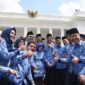60992285d3401d28ec1fe230 keuntungan menjadi PNS kementerian