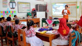Cara Efektif Membangun Budaya Positif di Sekolah Guru Wajib Tahu