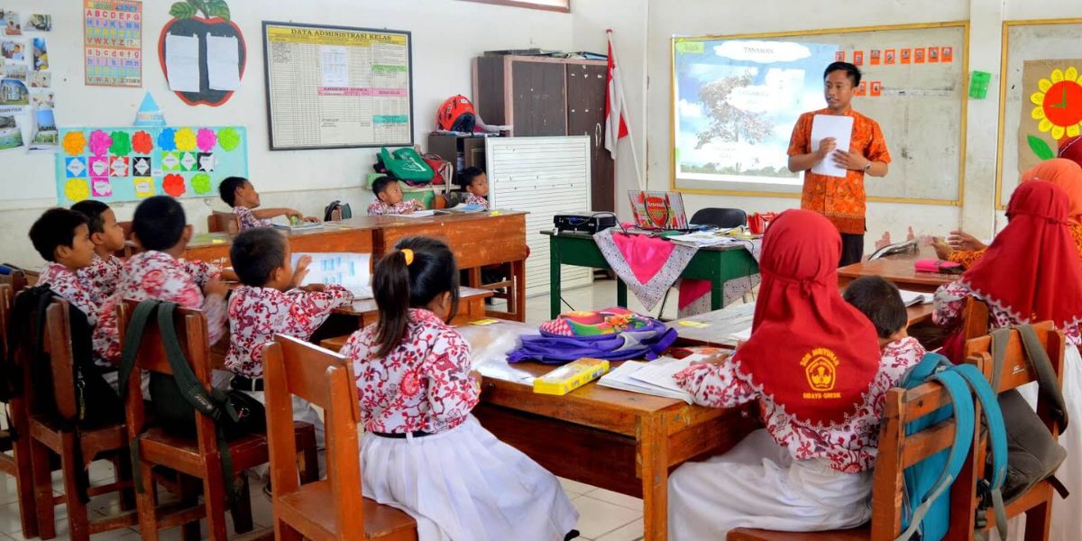 Cara Efektif Membangun Budaya Positif di Sekolah Guru Wajib Tahu
