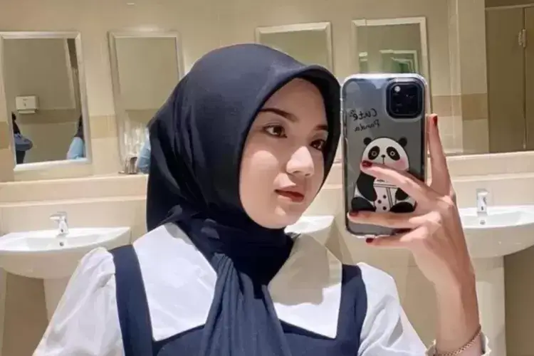 Veni Oktaviana Dosen Viral Kepergok Mesum