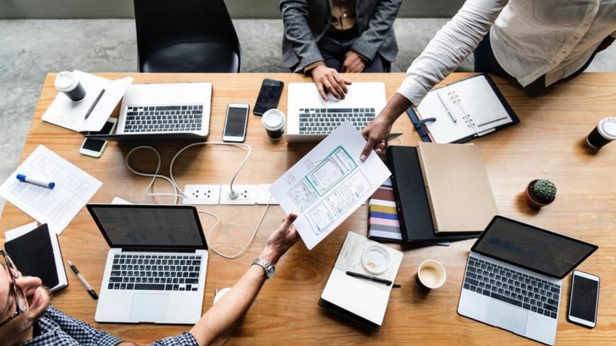 Menjelaskan Definisi Dan Fungsi Bisnis Suatu Perusahaan