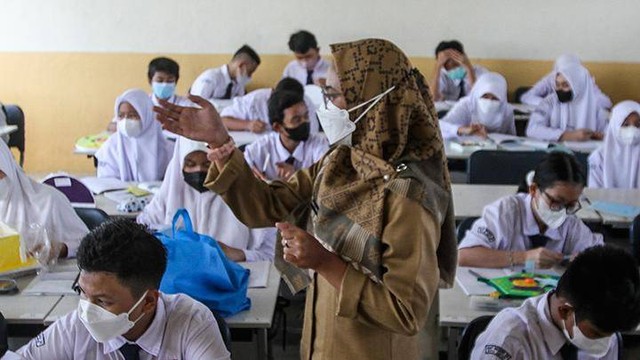 Tamsil Dan Tunjangan guru Yang Belum Cair Sedang di Proses Kamis ini, Dan Bakal di Transfer Ke Rekening mulai Senin