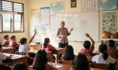 Catatan Hangat Wali Kelas yang Menyentuh Hati dan Bikin Semangat Bangkit Lagi