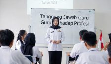 Apa Tanggung Jawab Guru Terhadap Profesi Sesuai Permendikbudristek No. 67 Tahun 2024